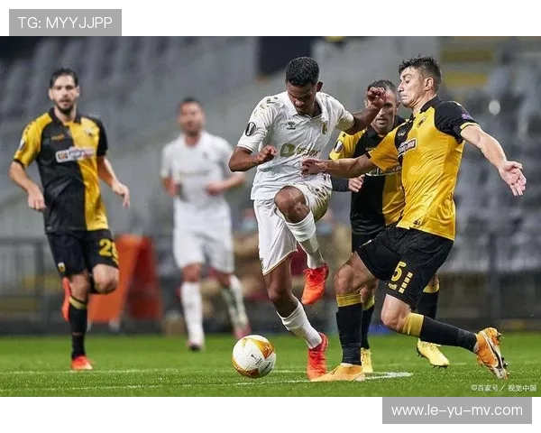 里斯本竞技稳居榜首,争冠形势愈发激烈